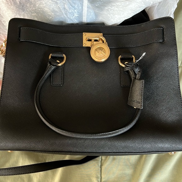 Michael Kors women's purse - Picture 1 of 5